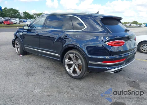 2023 Bentley Bentayga Azure/Azure First Edition из США, поврежденный, VIN SJAHT2ZV7PC019739